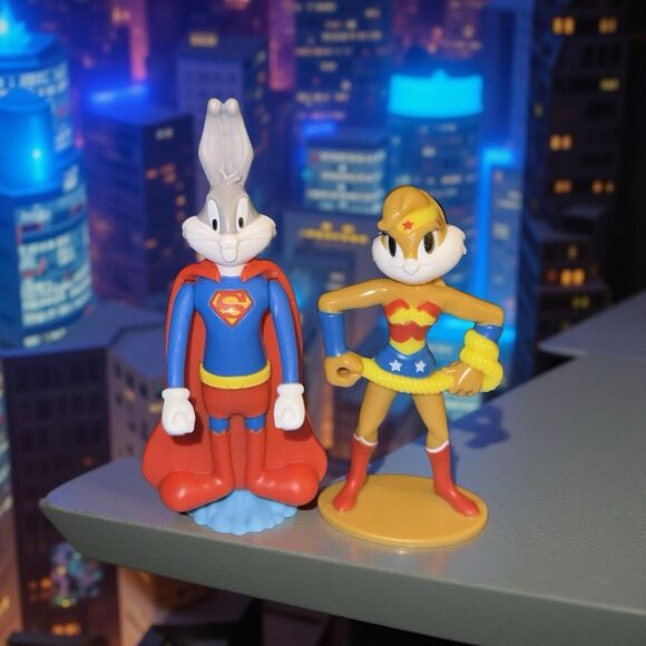 2 Burger King Justice League WB Lola Bunny WW Bugs Bunny Superman Figures A25 - Picture 1 of 10
